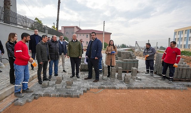 Gaziemir’in yollarında yoğun çalışma
