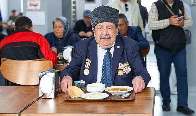 Şehitler Haftası’nda Buca’da dayanışma sofraları kuruldu