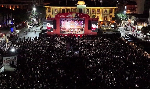 Cumhuriyet Meydanı’nda Kibariye Fırtınası Esti