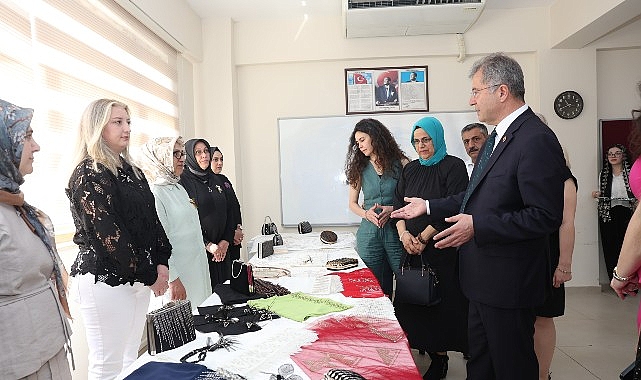OSMEK Kursiyerlerinin Eserleri Hüdavendigar’da Sergilendi