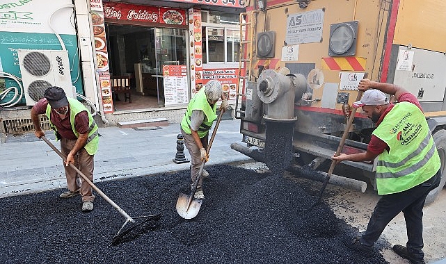 Başkan Vekili Akın, Bağlar Caddesi’ndeki yenileme çalışmalarını yerinde inceledi