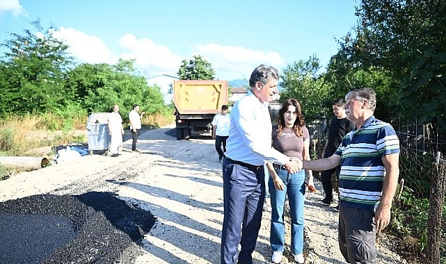 Kartepe’de Yol Seferberliği Sürüyor