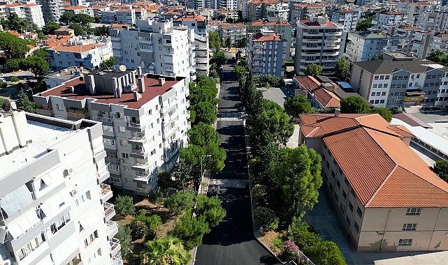 Narlıdere’de Asfalt Mesaisi Hız Kesmiyor